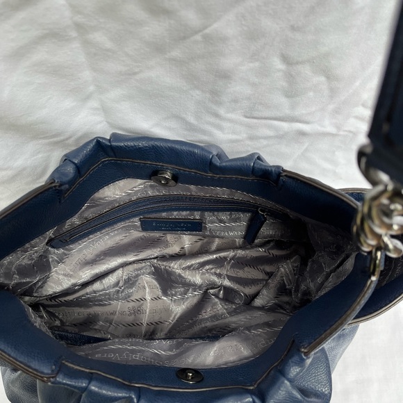 Simply Vera Vera Wang Purse - Picture 3 of 7